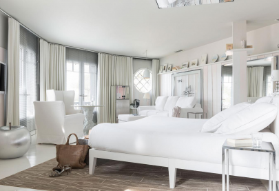 Chambre de la Corniche