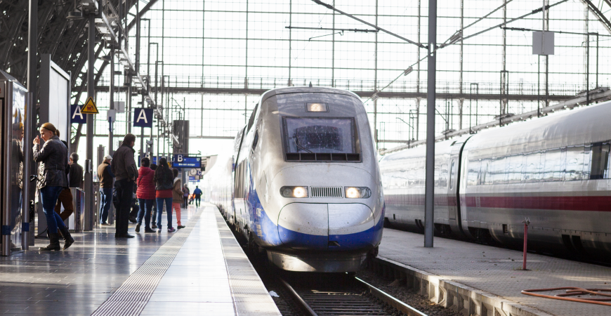 Venir en train 